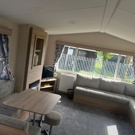 Kings Caravan Park Chapel Saint Leonards Exterior photo